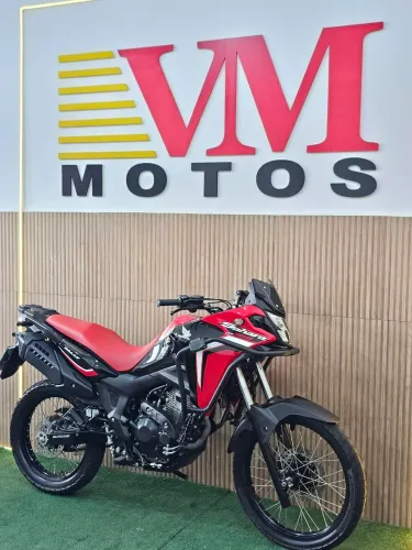 honda sahara 300 rally 2025 abs