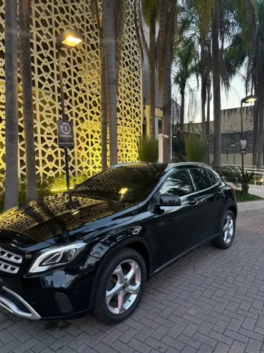 Mercedes-Benz GLA 200 Adv. 1.6/1.6 TB 16V Flex Aut. 2018