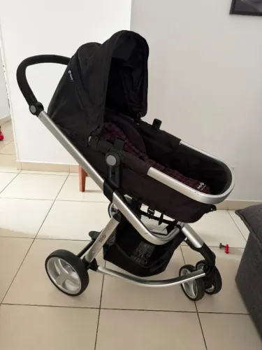 Carrinho Bebê Com Bebê Conforto Safety 1 St
