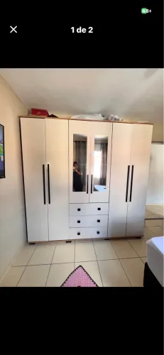 Guarda roupa 6 portas
