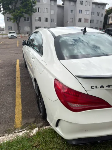 Mercedes-Benz CLA-45 AMG 4matic CGI 2.0 TB Aut. 2015