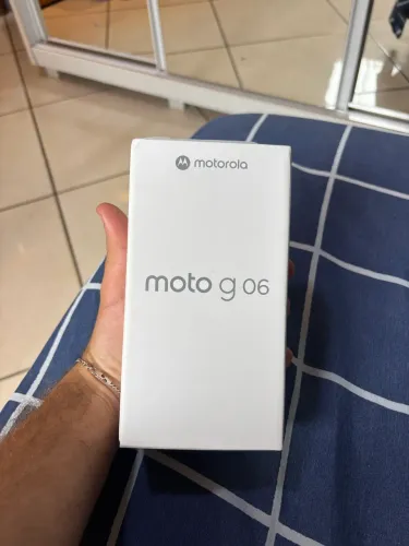 Moto g06