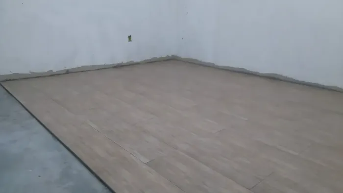 Pedreiro com ajudante