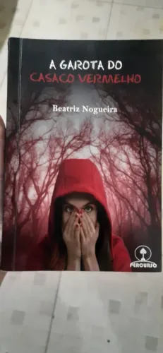 Livro - A garota do casaco vermelho