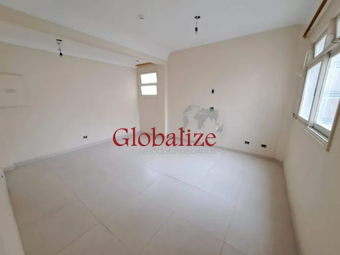 Sala comercial à venda por R$278.000,00 no Gonzaga em Santos