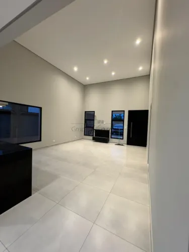 Oportunidade - Casa Térrea - Caçapava - Condomínio Terras do Vale - 3 Dormitórios - 162m².