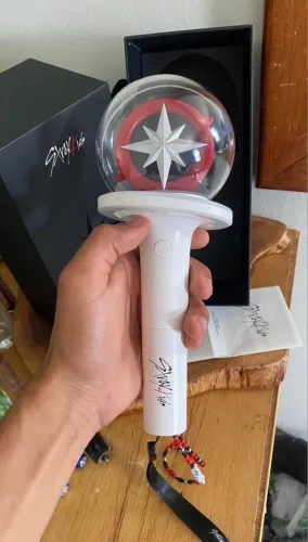 Light Stick Oficial do Stray Kids 2° versão