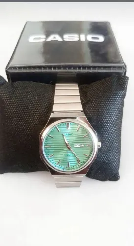 Relógio casio poucos dias de uso