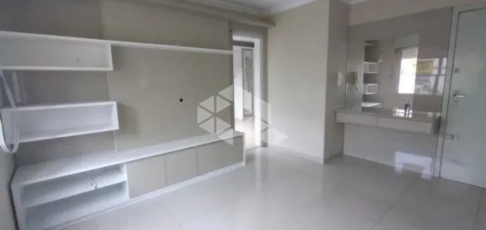 Apartamento à venda com 01 dormitório na rua Itapeva no bairro Passo da Areia em Porto Ale