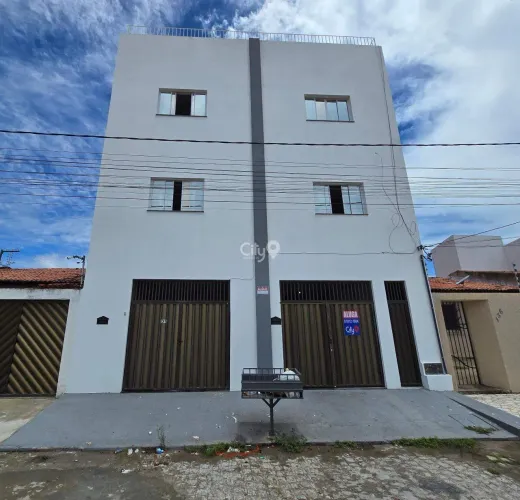 Aluga-se Apartamento na Aruana Excelente Localização