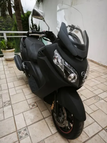 Maxsym 400i