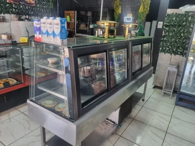 Balcão Expositor Refrigerado para Frios - 2,65 m 