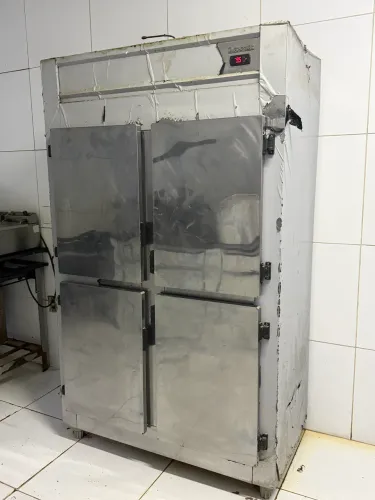 Geladeira/Refrigerador Gelopar 