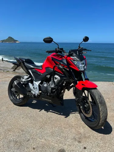 Twister 300f 2025 7.000kms rodados