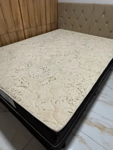 CAMA DE CASAL