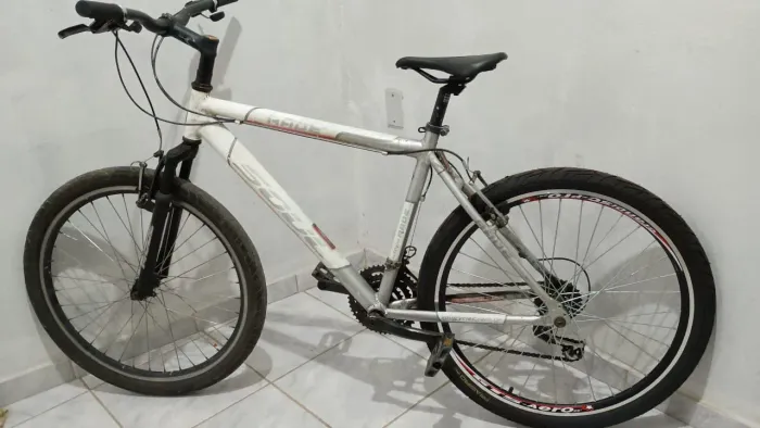Bicicleta a venda