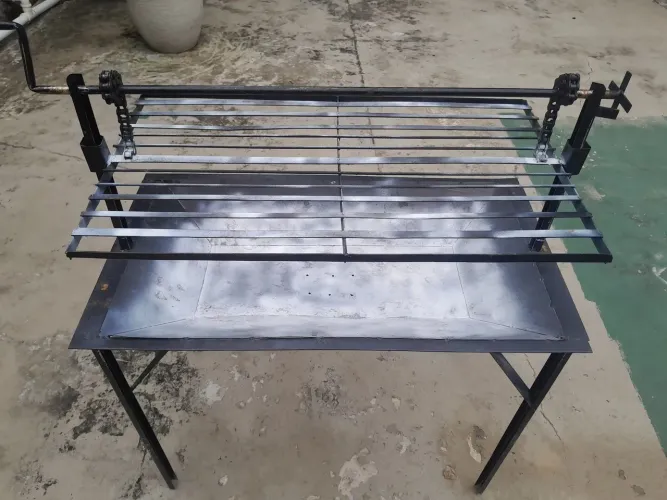 Churrasqueira de aço