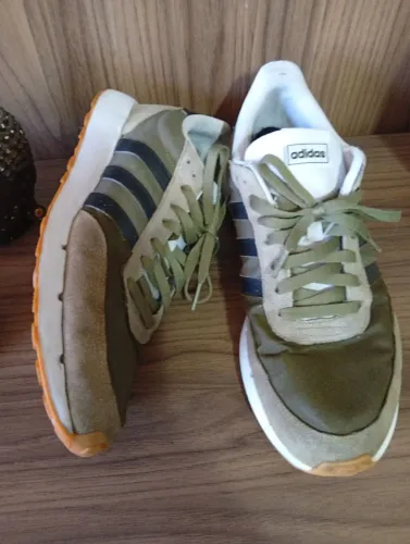 Tênis Adidas masculino 44