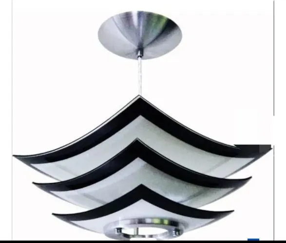 Lustre pendente Espacial quadrado branco e preto - Novo