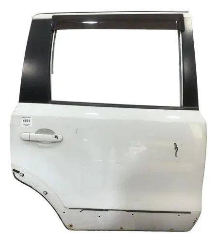 Porta Traseira Direita Nissan Livina Xgear 2014 C/detalhes Traseira Direita Branco