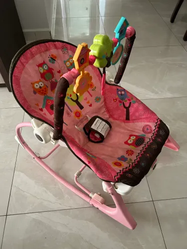 Cadeirinha de balanço
