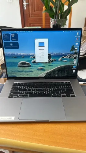MacBook Pro i9 2019