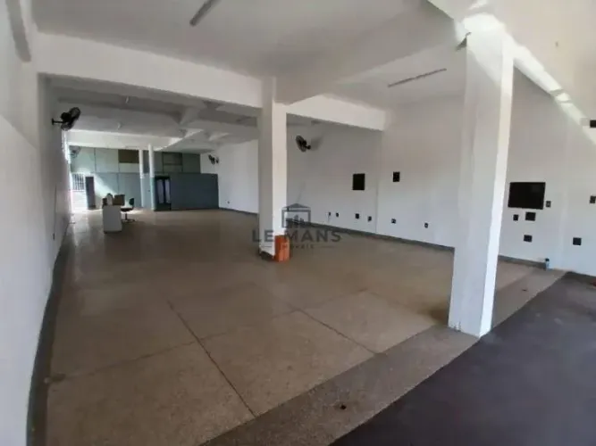 Salão para alugar em Piracicaba, Jardim Petrópolis, com 232 m²