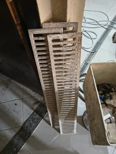 Desapego grelha de esgoto