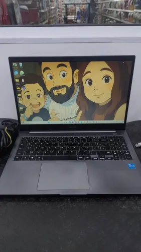 Notebook Samsung Book I5-1135g7 15.6 8gb Ram 512gb Ssd Win11 Cinza