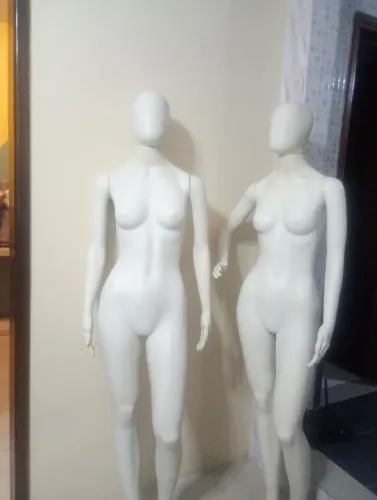 Manequins.. e artigos para loja
