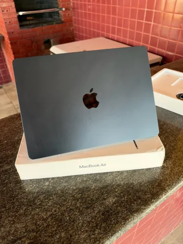 MacBook Air M2 256gb! Aceito trocas e cartão até 12x.
