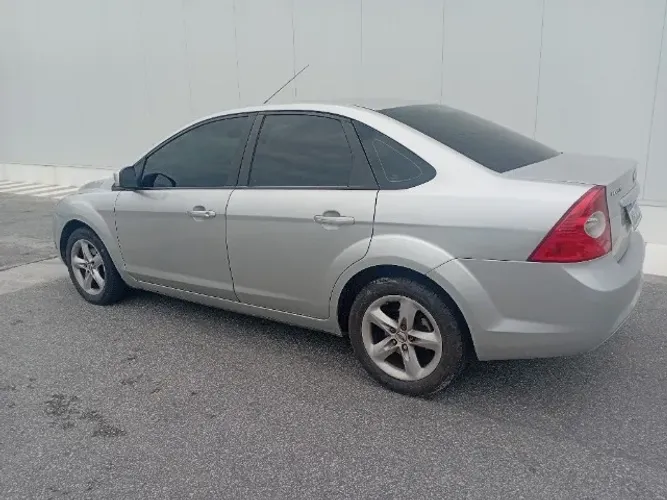 Ford Focus 2.0 16v/ 2.0 16V Flex 5P 2009