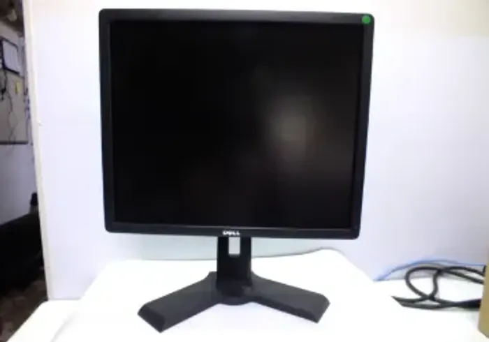 Monitor 19"  Dell 1913sb