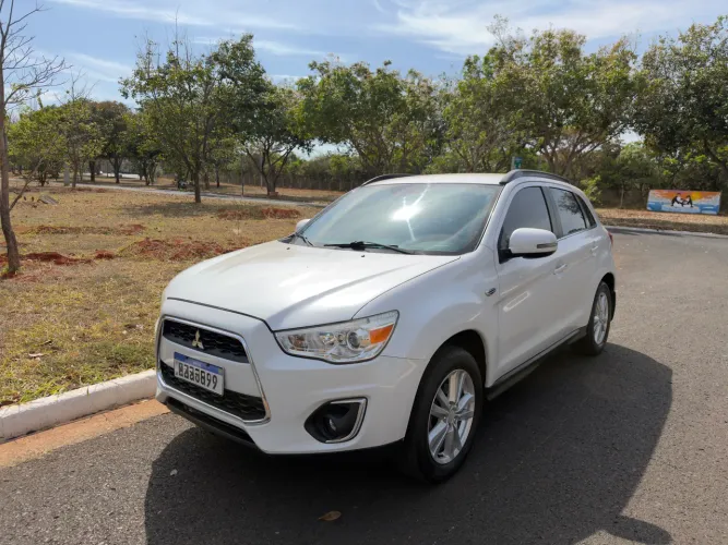 Mitsubishi ASX 2.0 16V 4X4 160cv Aut. 2013