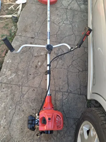 Roçadeira nakashi Mitsubishi L431-M linha profissional 