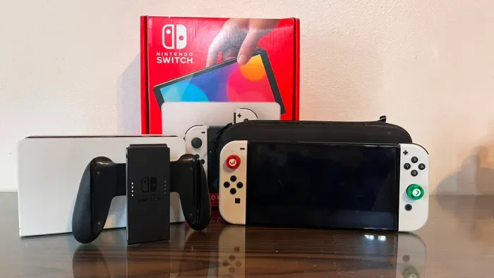 Nintendo Switch Oled BLOQUEADO + cartão de 32gb
