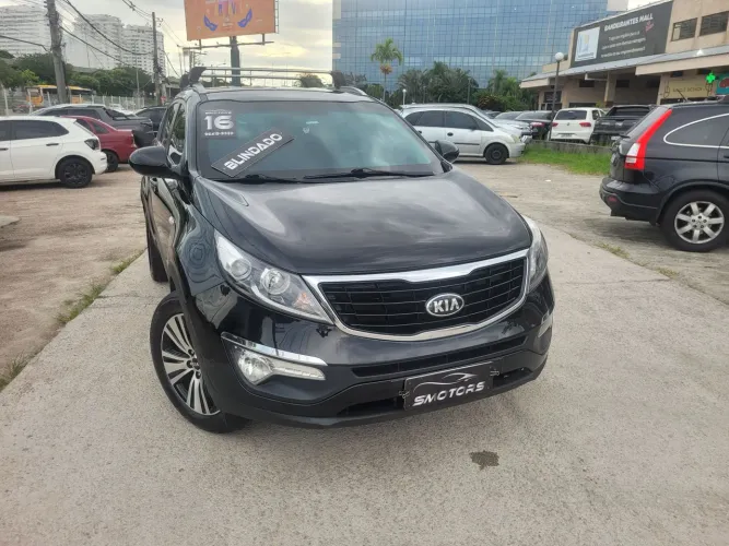 Blindado Kia Motors Sportage LX Blindado 2016 ótimo estado 