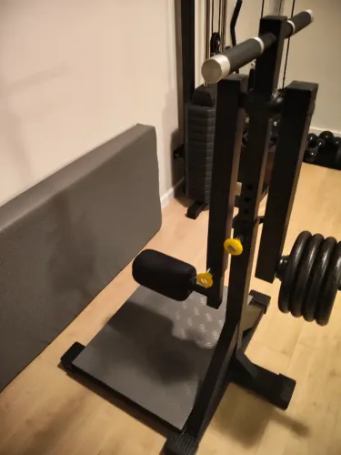 Máquina pra glúteo (Apolete)