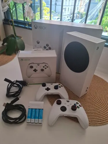 Xbox Series S Digital 2 controles