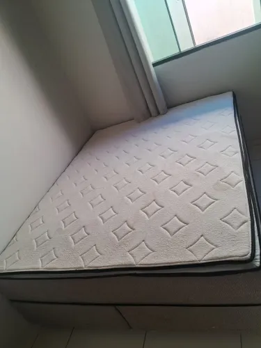 Cama Box Queen (Box + Colchão) Plumatex (Seminova)