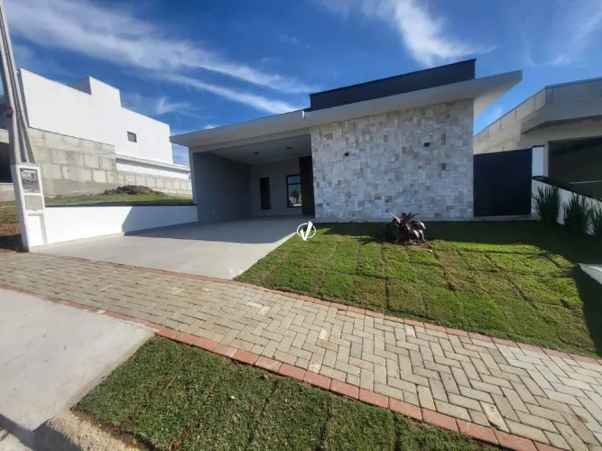 CASA EM CONDOMÍNIO À VENDA - BOSQUE DO IMPERADOR - PINDAMONHANGABA/SP