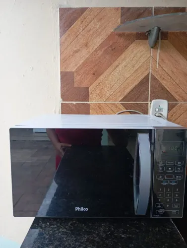 Micro-ondas Philco PMO26ES Espelhado - Estado de Novo!