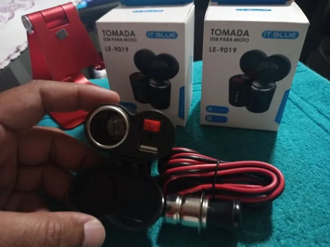 Tomada 12v E Usb 5v Para Moto Carregador De Celular Gps A Prova D'água Motocicleta<br><br>