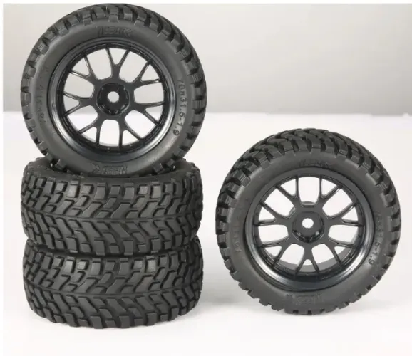 Pneus Para Carro de Controle Wltoys e Diversos outros Modelos 1/16 - 1/14 - 1/12 - Zerados