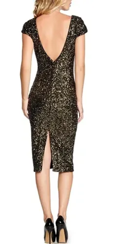 Vestido Chique Paetê Dourado Lantejoulas Natal Ano Novo - Vestido Detalhe nas Costas