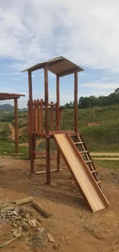 Playground Infantil de Madeira