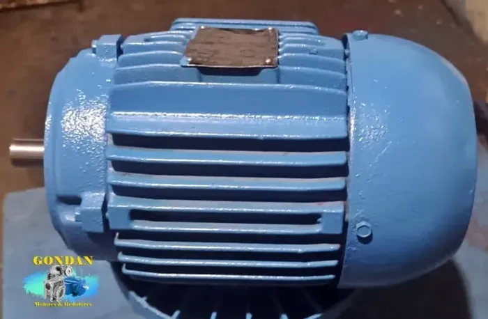 Motor elétrico WEG 1cv (0.75kw) 4 polos (1730 rpm) Trifásico nas 4 tensões com flange CDIN