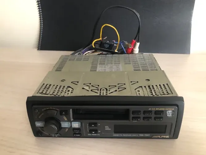 Toca Fitas Automotivo ALPINE TDA-7547