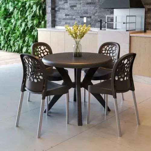 Conjunto de mesa e cadeiras plásticas Deluxe