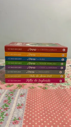 Livros Anne With An E